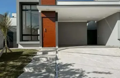 Casa de condomínio para venda tem 134 metros quadrados com 3 quartos sendo 1 suite