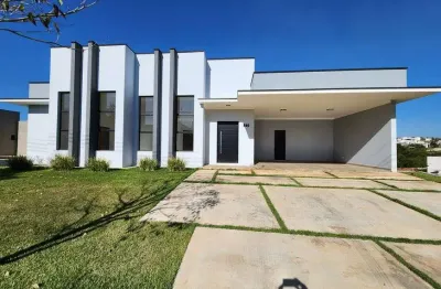Casa de condomínio térrea para venda possui 254 metros quadrados com 3 quartos