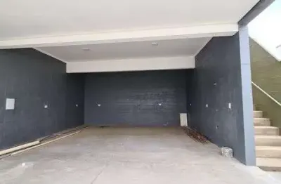 Galpão/depósito/armazém para venda tem 200 metros quadrados