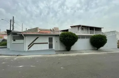 Sobrado com 136 metros quadrados no residencial fabri em salto sp