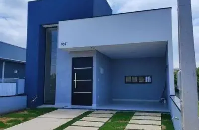 Casa para venda com 107 metros quadrados com 3 quartos sendo 1 suite