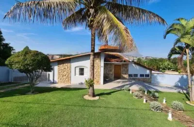 Linda chácara com 260 metros quadrados de área construída no condomínio haras são luiz em salto sp