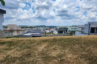 Imóvel para venda tem 326 metros quadrados no condomínio lagos d’icarai