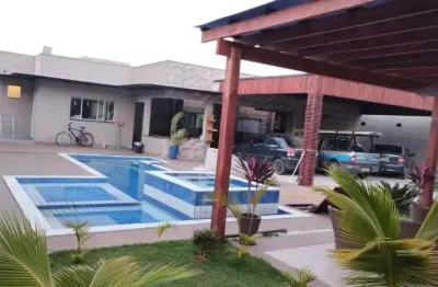 Térrea para venda tem 420 metros quadrados com 4 quartos