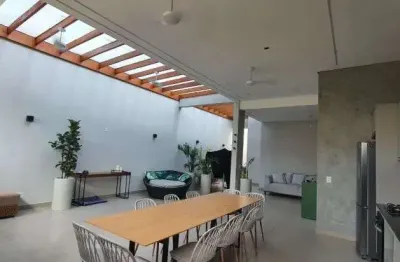 Casa com 2 suítes no condomínio village moutonnee em salto sp
