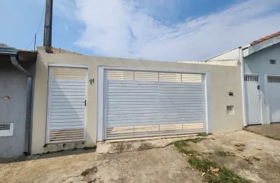 Casa com m 3 dormitórios sendo 1 suíte no jardim madre paulina em salto sp