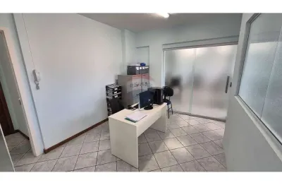Guizzard center salas comerciais conjugadas de 40m² cada uma