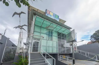 Sala comercial com 107m² para locação no ed. ritz cowork, enseada do suá