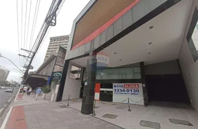 Conjunto de salas comerciais, com aproximadamente 234 m² (andar inteiro) para locação no ed. quintão na av reta da penha na praia do canto