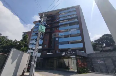 Apartamento de 2 quartos , com 2 banheiros, 1 suite, e 1 vaga de garagem semi mobiliado para locação em jardim camburi