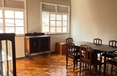 'amplo apartamento 3/4 com dependência no corredor da vitória!'