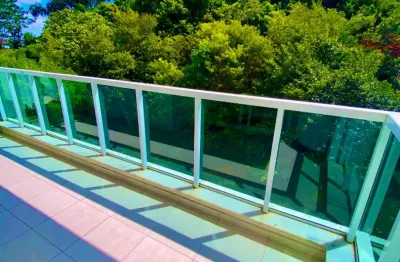 Oportunidade  venda.   alphaville 1 paralela …….apto 2/4 reversível para 3.