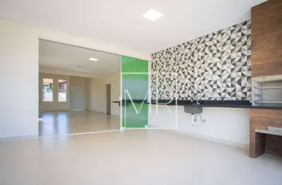 Casa Térrea em Condomínio com Segurança 24 h, com 3 Suítes, à Venda, por R$ 1.490.000, com 230 m², no Jardim Shangri-lá, em Atibaia SP