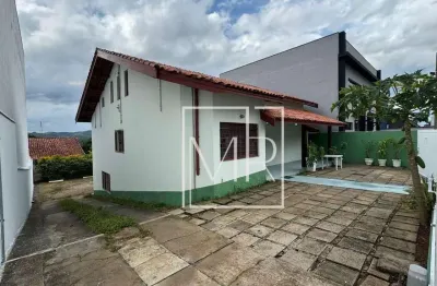 Casa com 7 dormitórios, 200 m² - venda por r$ 1.670.000,00 ou aluguel por r$ 6.981,33/mês - centro - atibaia/sp