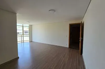 Apartamento com 3 quartos para alugar na Avenida Atibaia, 240, Atibaia Jardim, Atibaia