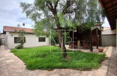 Casa com 3 dormitórios sendo 01 suíte para alugar, 210 m² por r$ 4.700/mês - morumbi - atibaia/sp