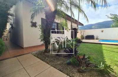 Casa com 3 quartos à venda na Alameda dos Manacás, 3, Vila Petrópolis, Atibaia