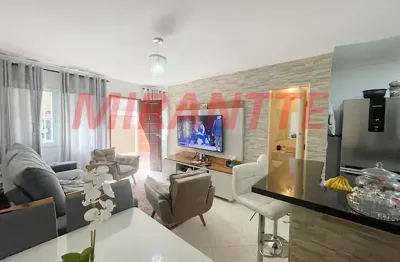 Cond. fechado de 87m² com 2 quartos em parada inglesa