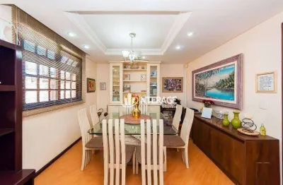 Sobrado com 3 Quartos à venda, 230 m² por R$ 1.200.000 - Santo Inácio - Curitiba/PR
