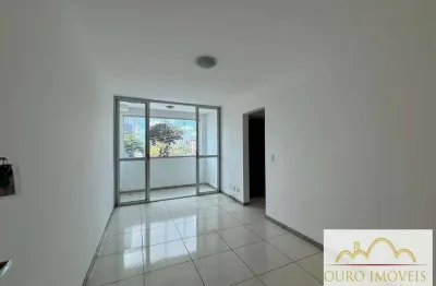 Apartamento de 02 quartos com armários e elevador próximo a ufmg