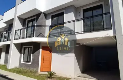 Sobrado novo em santa felicidade , amplo e acabamento de primeira