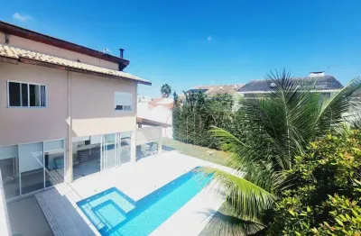 Sobrado em 2 lotes com piscina privativa, 3 suítes no campos do conde tremembé sp