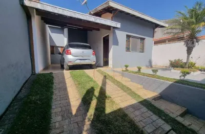 Oportunidade de casa no centro de tremembe sp com.3 dormitórios sendo 1 suite