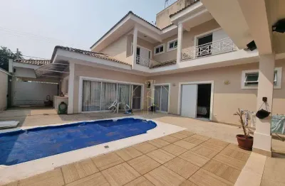 Sobrado com piscina e 3 suites no condomínio jardim oasis em taubaté sp