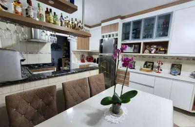 Casa com 3 quartos à venda no Jardim América, Taubaté 