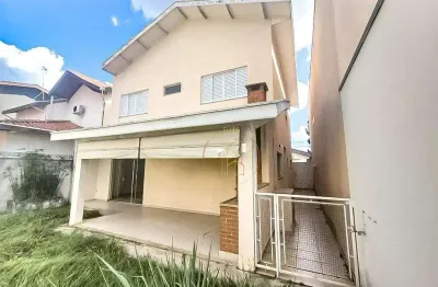 Oportunidade - sobrado no condomínio campos do conde iii - tremembé-sp