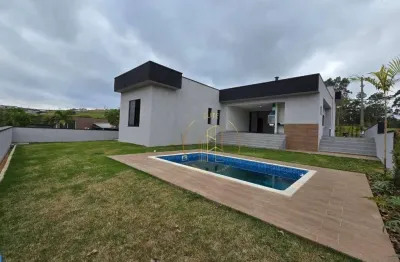 Casa térrea com 3 suites e piscina no campos do conse taubaté