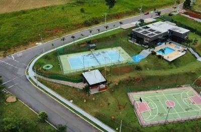 Casa térrea com 3 suites e piscina no campos do conde taubaté
