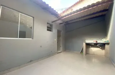 Casa com 2 quartos à venda no Novo Horizonte, Ibirité 