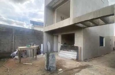 Casa com 3 quartos à venda na Antiga 9, Santa Rosa, Sarzedo
