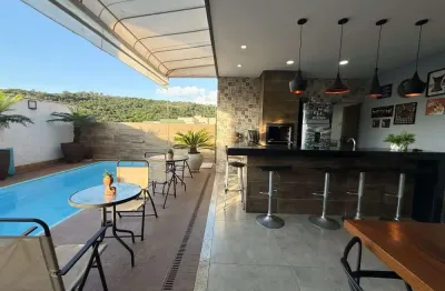 Garagem à venda na Rua 10, Santa Rosa, Sarzedo