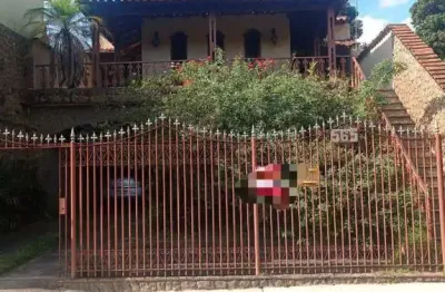 Casa com 3 quartos à venda na Rua Galena, Centro, Brumadinho