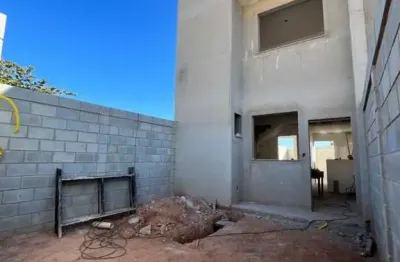 Casa com 3 quartos à venda na Avenida Alice Rodrigues de Carvalho, Bosques de Ibirité, Ibirité