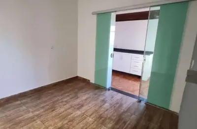 Apartamento com 3 quartos à venda na Rua dos Atleticanos, Milionários, Belo Horizonte