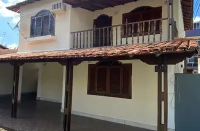 Casa com 4 quartos à venda na Avenida Cruzeiro do Sul, Jardim Riacho das Pedras, Contagem