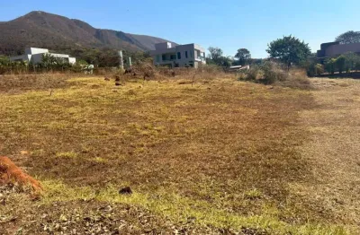 Terreno à venda na Av Serra Dos Bandeirantes,, Condomínio Serra dos Bandeirantes, Mário Campos