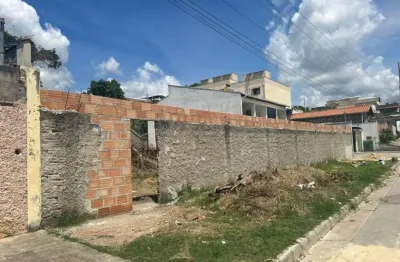 Terreno à venda na Rua Pedro Alves, Itacolomi, Betim