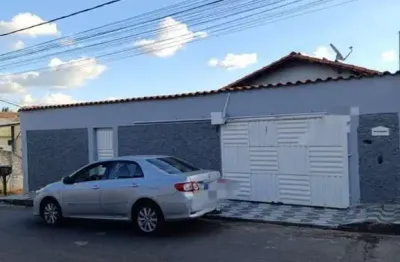 Casa com 3 quartos à venda na Rua Divinópolis, Conjunto Habitacional Homero Gil, Betim