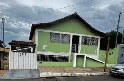 Casa com 3 quartos à venda na Rua Vicente Nunes Rezende, Centro, Sarzedo