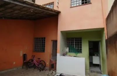 Casa com 2 quartos à venda na Rua Ataléia, Palmeiras, Ibirité
