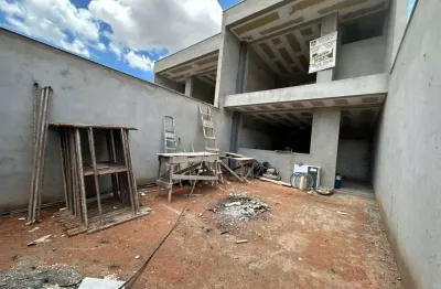 Casa com 2 quartos à venda na Rua Coqueiros, Monte Verde, Betim