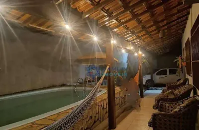 Casa com 3 dormitórios à venda, com quintal e piscina 135 m² - araçás - vila velha/es