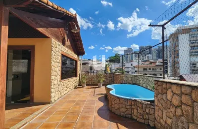 Cobertura com 3 quartos no Cascatinha com piscina em ótima localização.