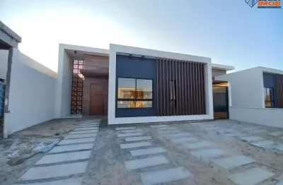 Casa no sim, pronta para morar, para locação, 3 suítes, garagem para 3 carros, 4 banheiros, cond fechado, em feira de santana, área construída 220 m².