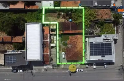 Terreno residencial para venda em rua pública, ponto central, feira de santana, 800m² área total.