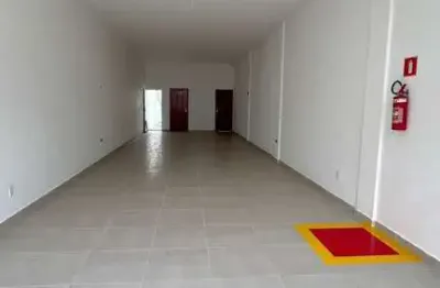 Galpão comercial para locação em rua pública, centro, feira de santana, 1 sala, 1 banheiro, 75,15 m² área total.